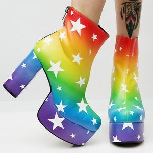 Dolls kill Current Mood Moonbow Platforms Size 8